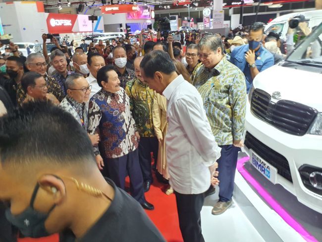 Presiden Jokowi buka IIMS 2023