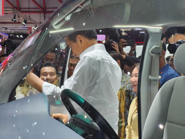 Presiden Jokowi buka IIMS 2023