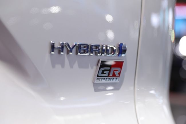2023/02/Toyota-Corolla-Cross-GR-Sport-Hybrid-IIMS-2023-3.jpg