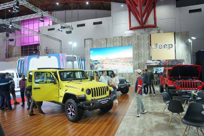Wrangler Laris, Jeep Catat Penjualan Tertinggi di IIMS 2023 Jeep IIMS 2023