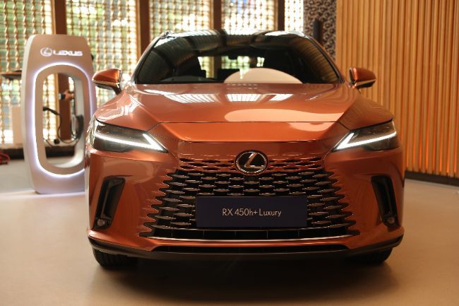 All New Lexus RX 450h+ Luxury