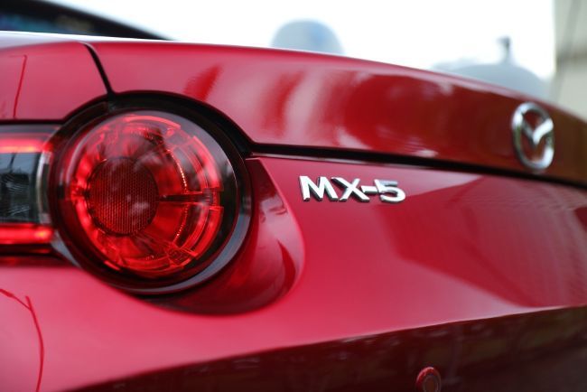 2023/03/Test-Drive-Mazda-MX-5-RF-2023-2.jpg