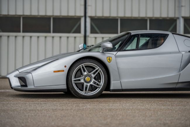 2023/03/Ferrari-Enzo-2003-Auction-1.jpg