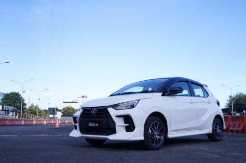 Adu Spesifikasi City Car, Toyota Agya GR Sport Lawan Honda Brio RS Adu Spesifikasi City Car, Toyota Agya GR Sport Lawan Honda Brio RS