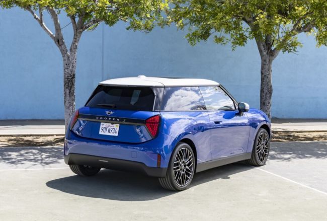 2023/04/All-New-MINI-Cooper-2023-3.jpg