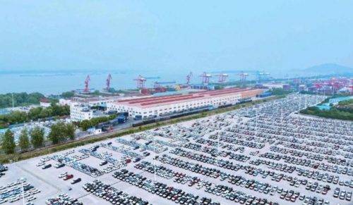 Dealer Mobil Cina Desak Pabrikan Stop Distribusi Produk Berlebihan Dealer Mobil Cina Desak Pabrikan Stop Distribusi Produk Berlebihan