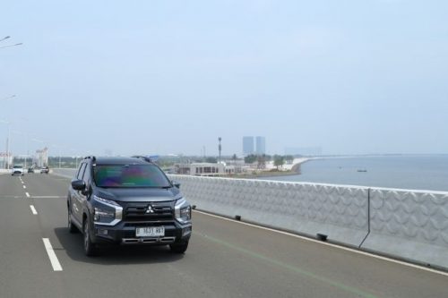 LEBARAN DRIVE 2023: Praktisnya Mudik Bareng Keluarga Pakai Mitsubishi Xpander Cross