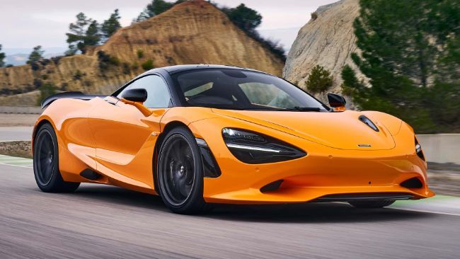 McLaren 750S Coupe
