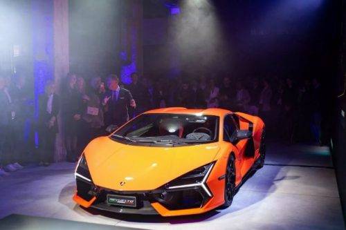 Lamborghini Tolak FOMO Buru-Buru Bikin Supercar Listrik Lamborghini Tolak FOMO Buru-Buru Bikin Supercar Listrik