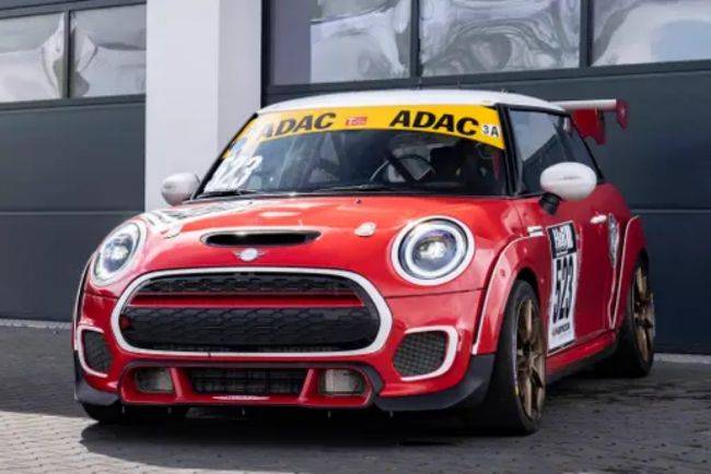 Demi Balap di Nurburgring, MINI Bikin Lagi Transmisi Manual MINI JCW Racing