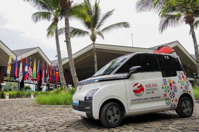 50 Wuling Air ev Ikut Sukseskan KTT ASEAN 2023 di Labuan Bajo Wuling Air ev KTT ASEAN 2023