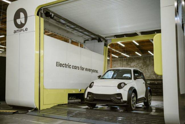 Tanpa Antre di Charging Station, Ini Solusi Baru Baterai Mobil Listrik Penuh Dalam 5 Menit Ample EV Battery Swap