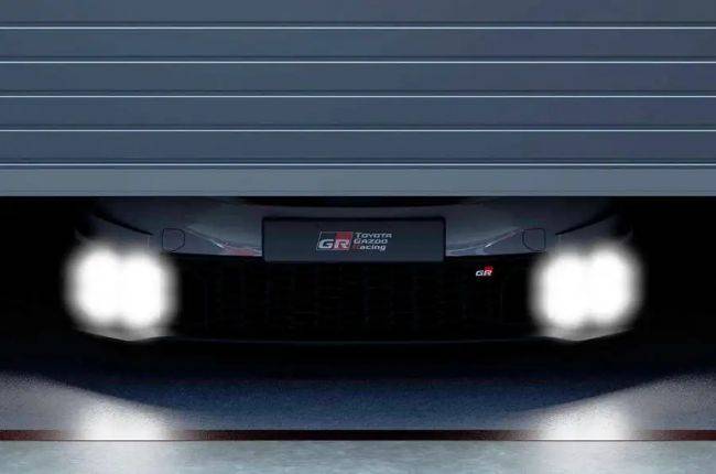 Rayakan 100 Tahun Le Mans, Toyota Siapkan Prius Versi GR Toyota GR Prius Teaser