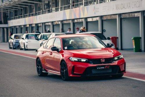 Kaya Fitur Mobil Balap Bikin Asik Geber Honda Civic Type R di Mandalika Kaya Fitur Mobil Balap Bikin Asik Geber Honda Civic Type R di Mandalika