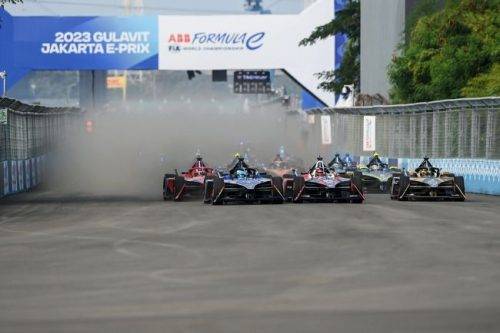 Di PEVS 2025, Tiket Formula E Jakarta Ada Diskon Sampai 40 Persen Di PEVS 2025, Tiket Formula E Jakarta Ada Diskon Sampai 40 Persen