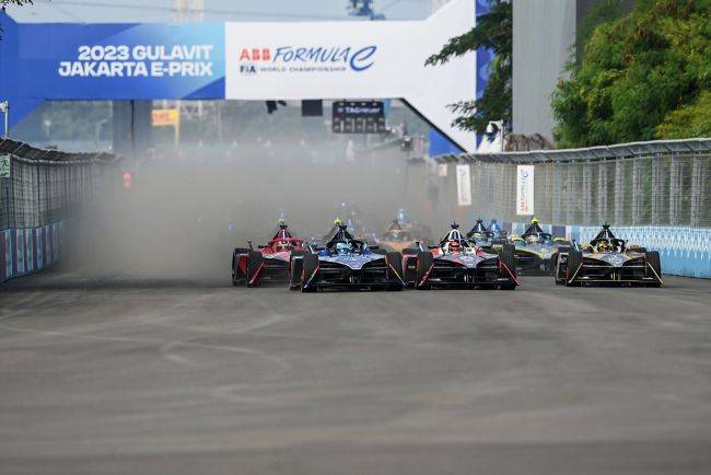 Di PEVS 2025, Tiket Formula E Jakarta Ada Diskon Sampai 40 Persen Formula E Jakarta 2023