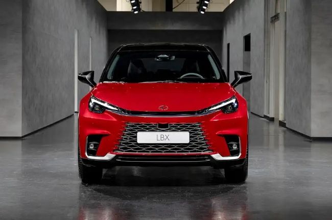 Lexus LBX