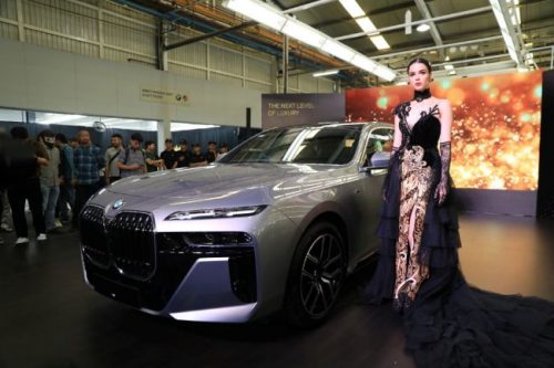 Sedan Sultan nan Canggih, BWM Seri 7 Generasi 7 Meluncur dari Sunter