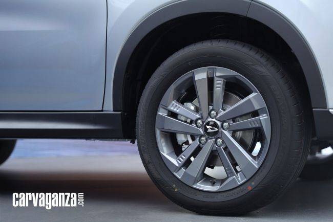 Tampangnya Lebih Agresif Ini Detail Ubahan Harga New Daihatsu Terios