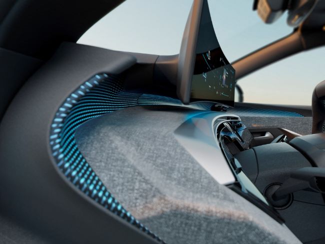 2023/06/Peugeot-Panoramic-i-Cockpit-1.jpg