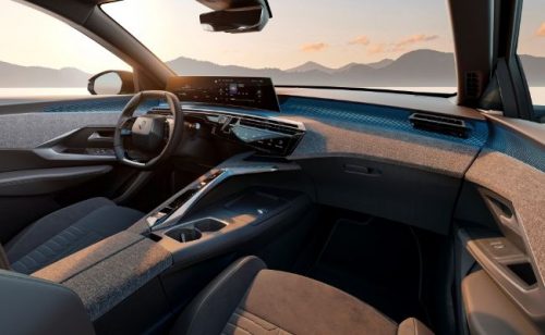 Peugeot Perkenalkan Panoramic i-Cockpit yang Futuristik, Debut di 3008 Terbaru