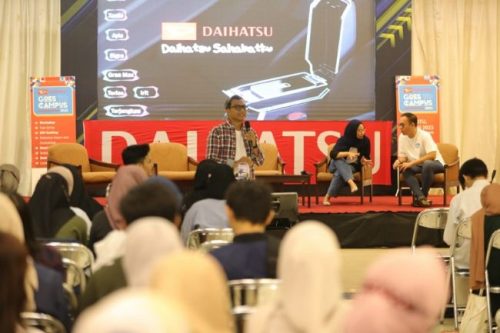 Ratusan Mahasiswa Universitas Gadjah Mada Ramaikan Daihatsu Goes to Campus 2023