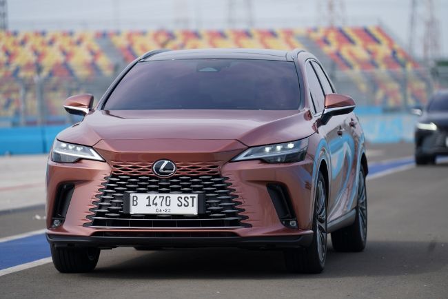 2023/06/All-New-Lexus-RX-500-F-Sport-3.jpg