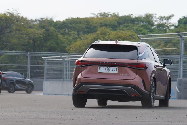 2023/06/All-New-Lexus-RX-500-F-Sport-4.jpg