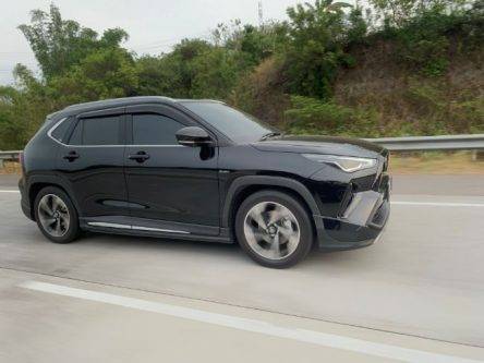 Nyetir Antar Kota Pakai Toyota Yaris Cross Sambil Coba Fitur Canggih TSS Nyetir Antar Kota Pakai Toyota Yaris Cross Sambil Coba Fitur Canggih TSS