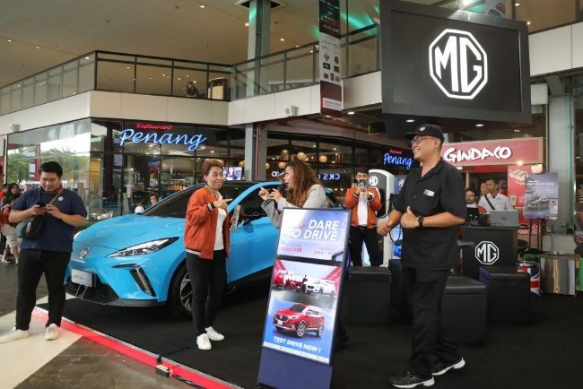 MG4 EV Tunjukkan Komitmen Dorong Elektrifikasi di Indonesia Autovaganza MG4 EV Indonesia Autovaganza 2023