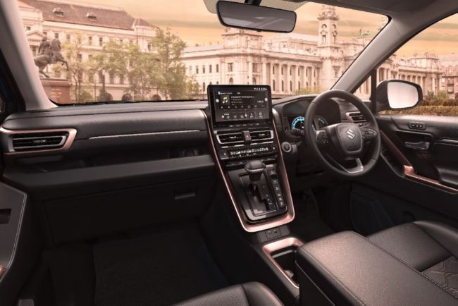2023/07/Suzuki-Invicto-Kembaran-Innova-Zenix-4.jpg