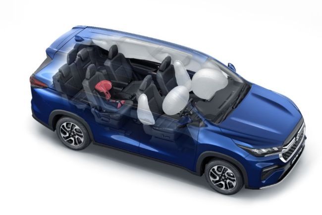 2023/07/Suzuki-Invicto-Kembaran-Innova-Zenix-3.jpg