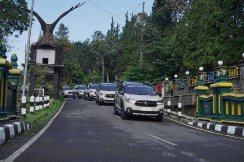 Suzuki XL7 Hybrid Dites Adu Irit, Segini Hasilnya Suzuki XL7 Hybrid Dites Adu Irit, Segini Hasilnya