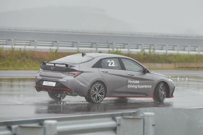 2023/07/First-Drive-Hyundai-Avante-Elantra-N-2.jpg