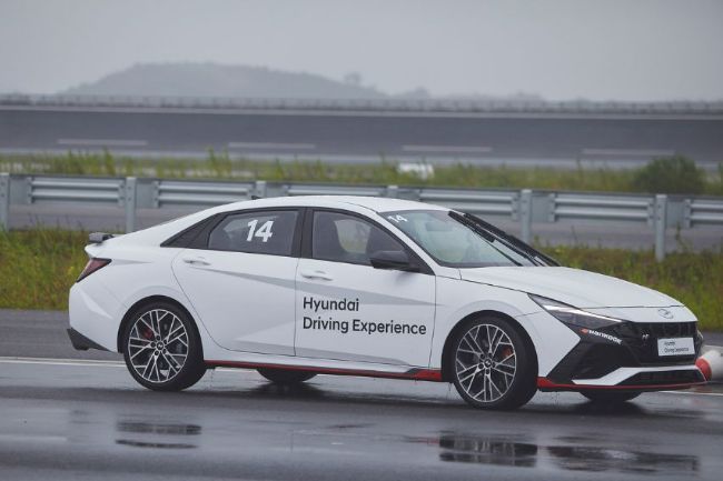 2023/07/First-Drive-Hyundai-Avante-Elantra-N-3.jpg