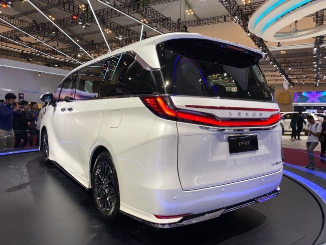 2023/08/All-New-Lexus-LM-Hybrid-Launch-GIIAS-2023-5.jpg