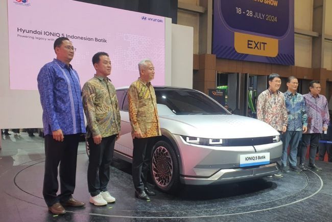 2023/08/Hyundai-Ioniq-5-Indonesian-Batik-GIIAS-2023-2.jpg