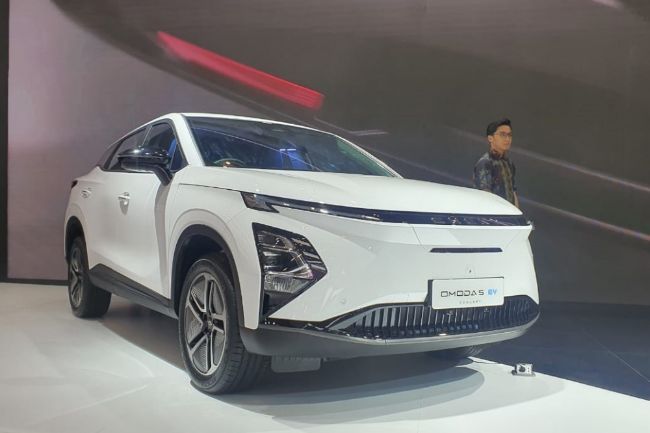 Chery Omoda 5 EV GIIAS 2023