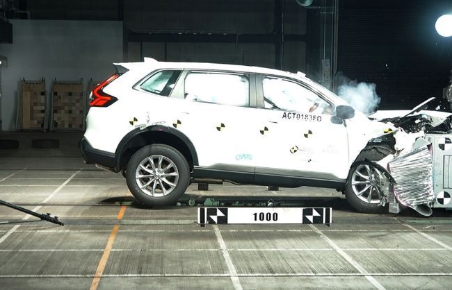 All New Honda CR-V Crash Test