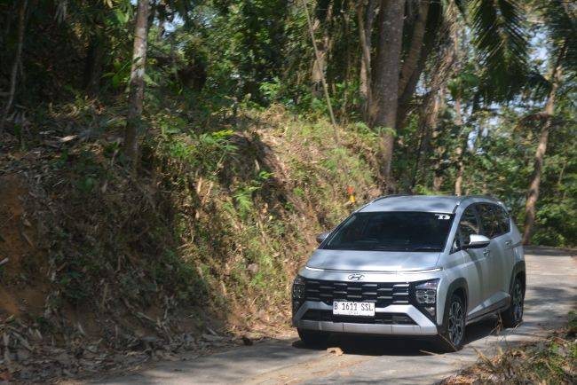 Bedah Fitur dan Kelengkapan Hyundai Stargazer X Test Drive Hyundai Stargazer X