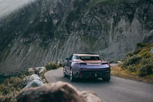 2023/08/Rolls-Royce-Amethyst-Droptail-824-29.jpg