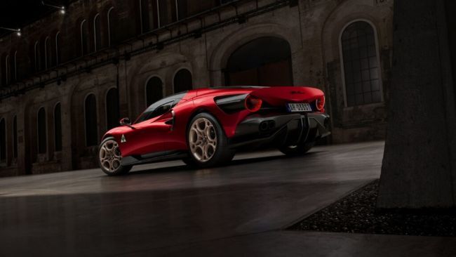 2023/09/Alfa-Romeo-33-Stradale-Supercar-6.jpg