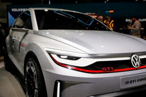 VW Pastikan Golf Mk9 Jadi Full Electric, Tetap Ada Varian GTI dan R VW Pastikan Golf Mk9 Jadi Full Electric, Tetap Ada Varian GTI dan R