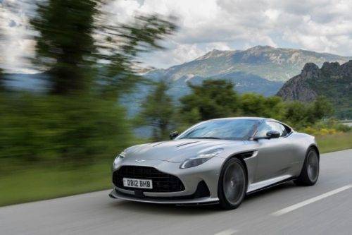 TEST DRIVE: Cara Aston Martin DB12 Tegaskan Makna Sebuah Super Tourer TEST DRIVE: Cara Aston Martin DB12 Tegaskan Makna Sebuah Super Tourer