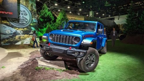 Jeep Gladiator Dapat Upgrade, Semakin Tangguh Diajak Offroad Jeep Gladiator Dapat Upgrade, Semakin Tangguh Diajak Offroad