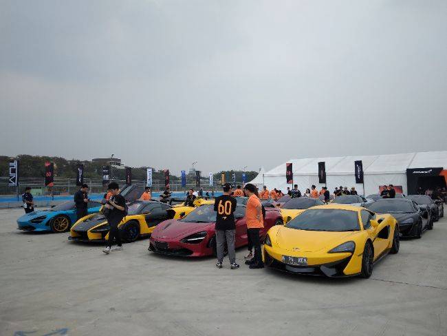 McLaren Jakarta Gelar Track Day Dan Luncurkan Hybrid Pertamanya Artura McLaren Track Day di Jakarta e-Prix Circuit