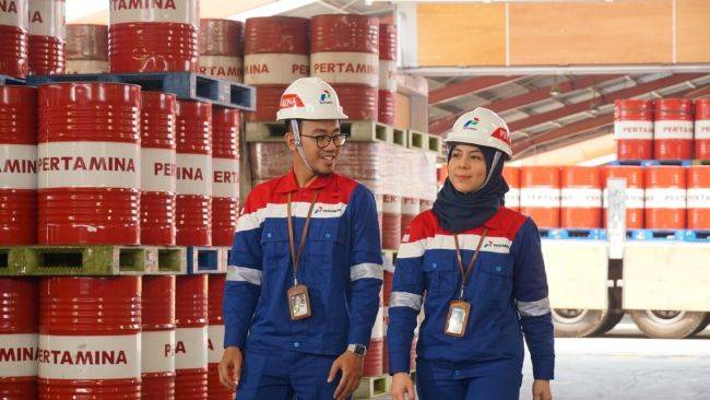 Pertamina Luncurkan Pelumas Bus & Truk, Optimalkan Durabilitas Transmisi dan Gardan Pertamina Lubricants Rored V Series