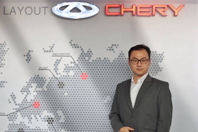 Qu Jizong Bicara Soal EV, Industri Lokal dan Model Baru Chery Indonesia Shawn Xu