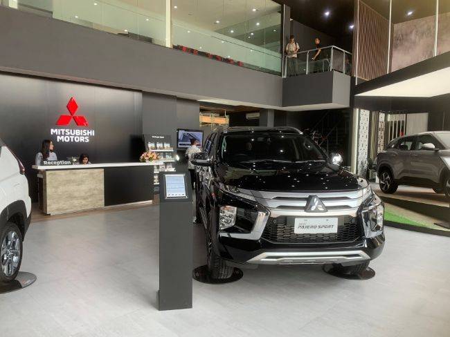 Mitsubishi Resmikan Serentak 3 Dealer Baru di Cibubur, Cibinong dan Cikarang Opening Dealer Mitsubishi Sun Motor Cibubur