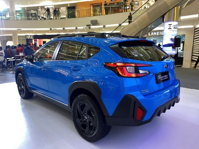 2023/10/Subaru-Crosstrek-50-Years-AWD-Edition-9.jpg